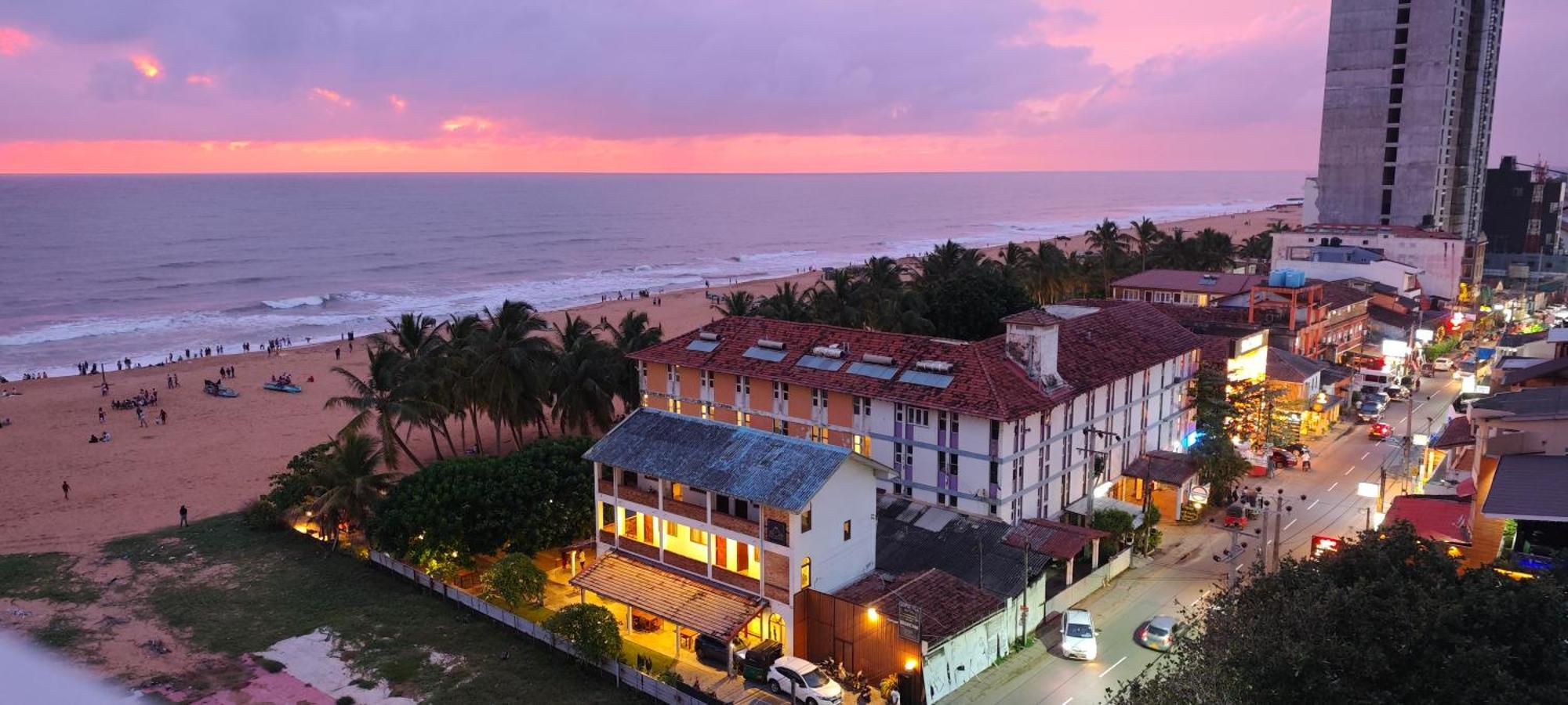 Randy'S Seaview Studio Negombo Exterior photo